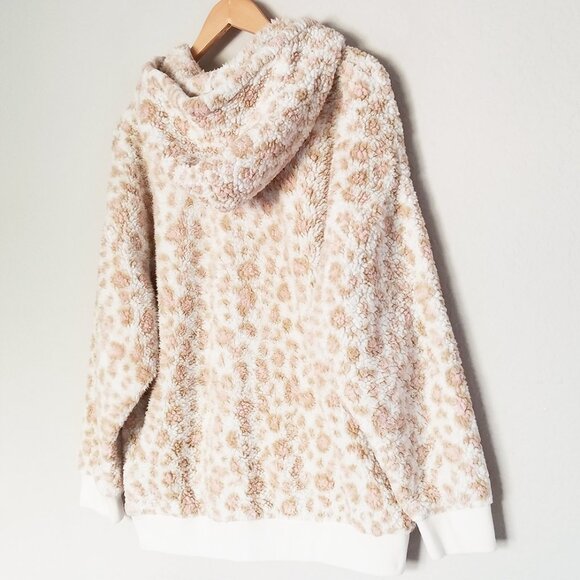 UGG Lora Sherpa Hoodie Size M Cozy Soft Warm Fleece Pocket Leopard Lounge $98 - Picture 7 of 15